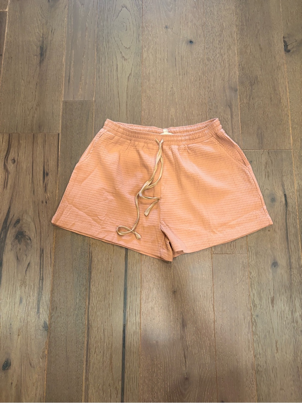 Listicle $38 Waffle Knit Drawstring High-Waist Shorts M Resortwear Comfy - Picture 2 of 9